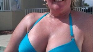 Hubby loves Amy Marie Anderson to be shared