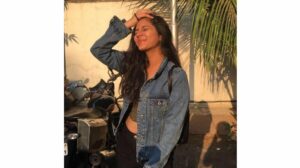 Pranali loves cum and always swallows.