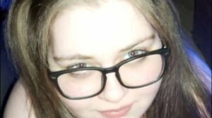 Cuck's GF Lara 25 exposed since he doesn't want to send more