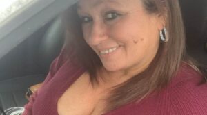 Mrspiggy247 on kik is such a good whore