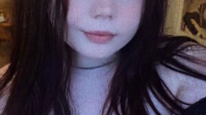 Slutty Girlfriend Loves Attention from strangers